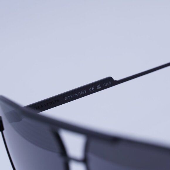 Bottega Veneta BV1012S 001 Sunglasses Black Aviator Frame, Grey Lenses main image 6